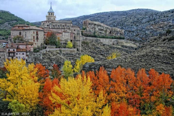 Portal De Molina 2 - Piso Acogedor En El Casco Historico De Albarracin Appartement Buitenkant foto